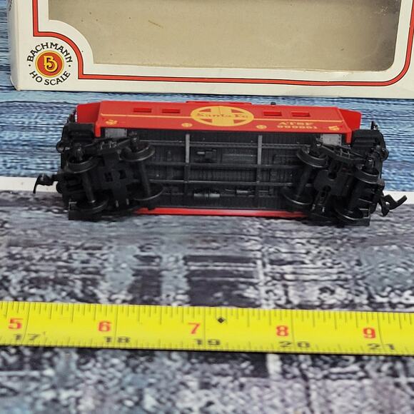 Bachmann H.O scale ATSF Santa Fe caboose train car red/silver - Picture 8 of 8